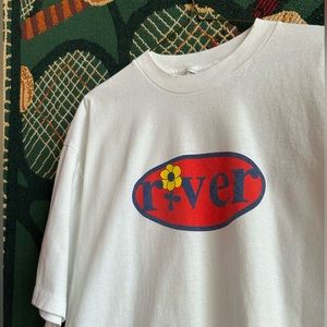 Vintage 90s Single Stitch ‘River🌻’ Tee